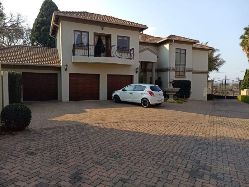 4 BED HOUSE FOR IN BRYANSTON SANDTON