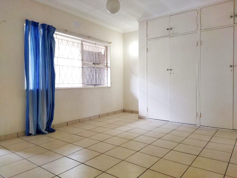 Stunning 3 bed Apartment (Duplex ) for sale in Rosettenville